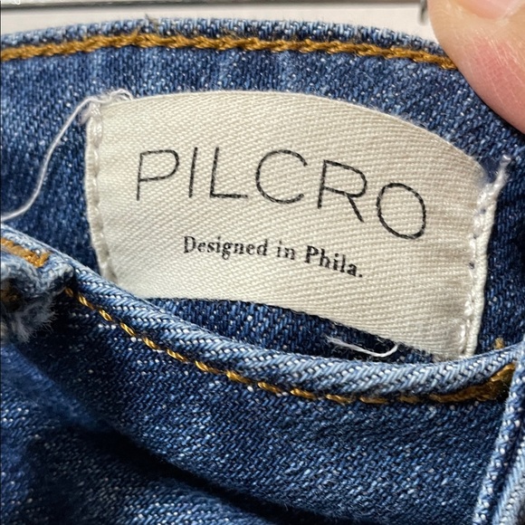 Anthropologie x Pilcro The Wanderer Mid-Blue Oversized Relaxed-Leg Jeans - Picture 3 of 15